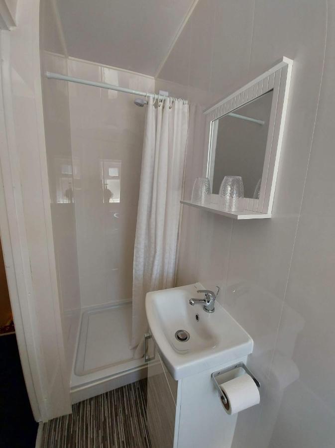 ブラックプール The Clevedon Bed & Breakfast エクステリア 写真