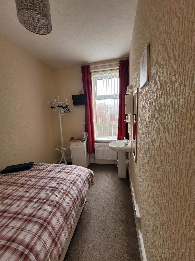 ブラックプール The Clevedon Bed & Breakfast エクステリア 写真