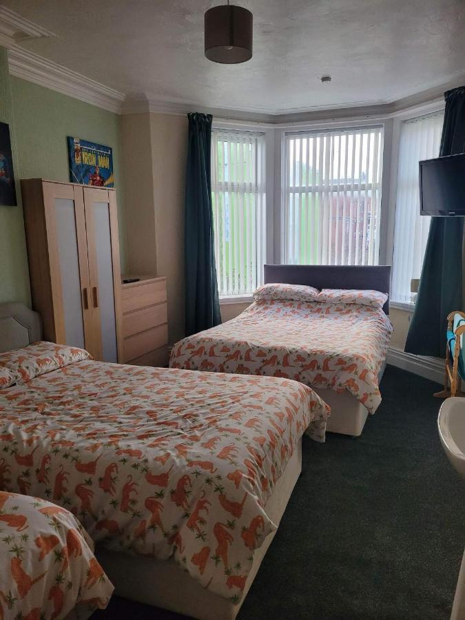 ブラックプール The Clevedon Bed & Breakfast エクステリア 写真