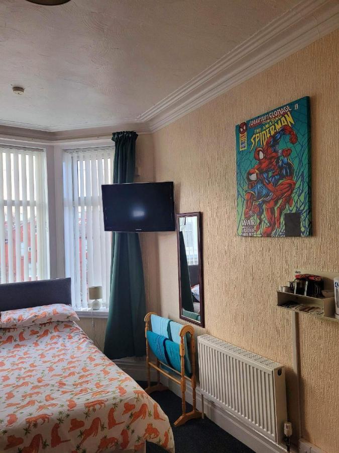 ブラックプール The Clevedon Bed & Breakfast エクステリア 写真