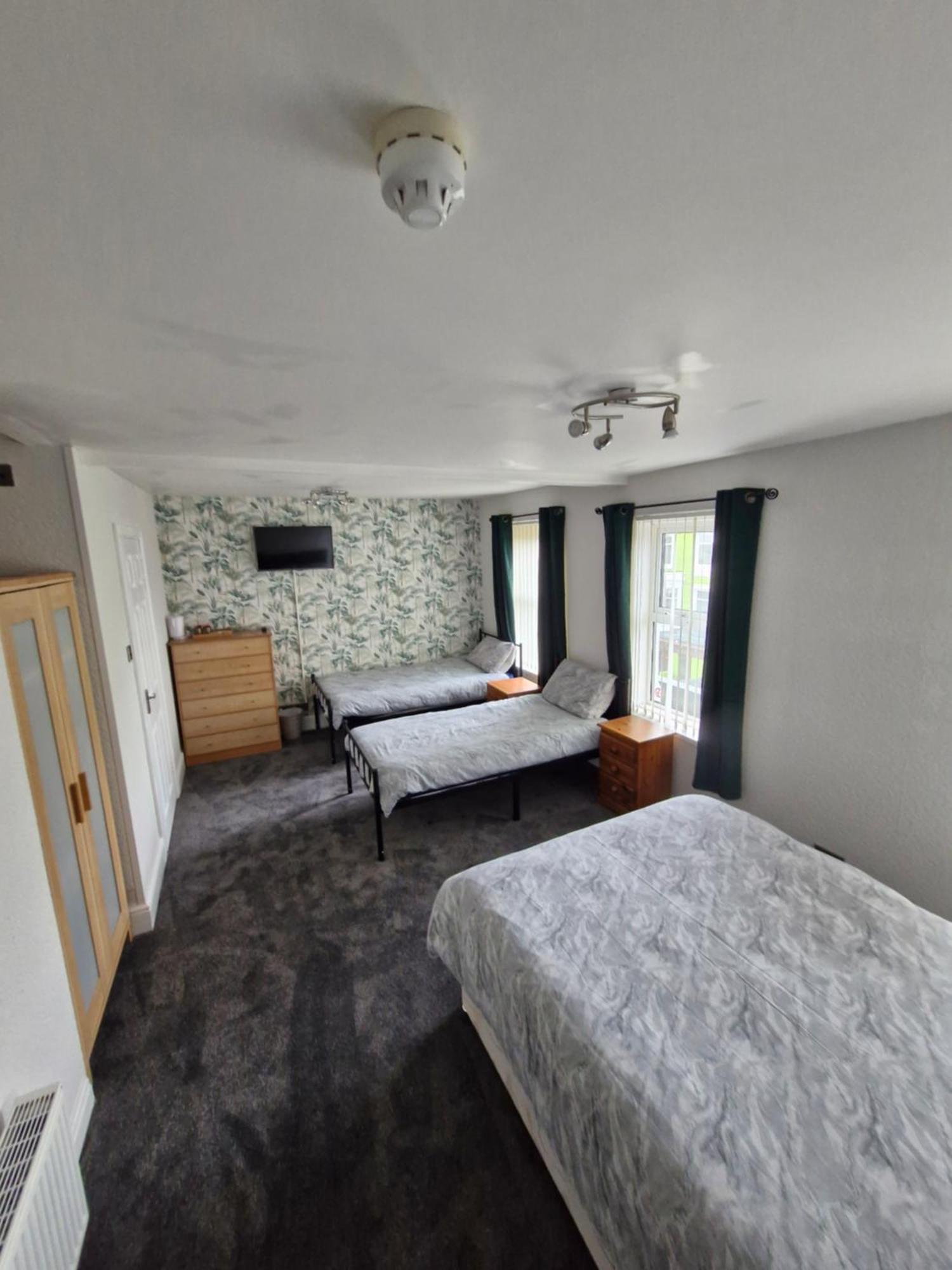ブラックプール The Clevedon Bed & Breakfast エクステリア 写真