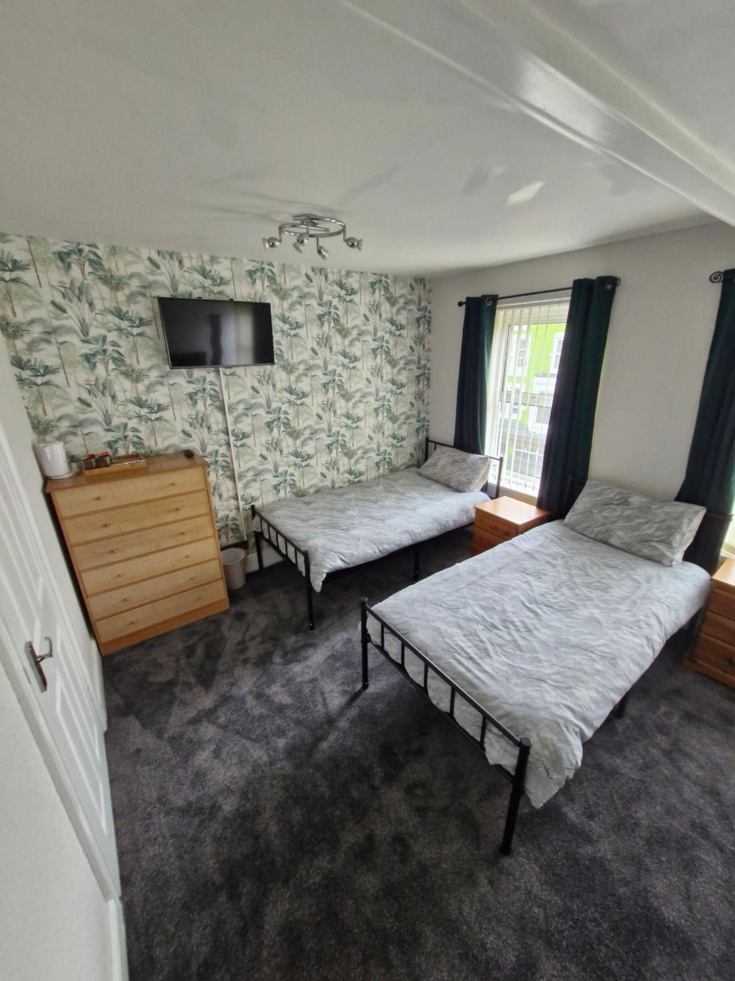 ブラックプール The Clevedon Bed & Breakfast エクステリア 写真